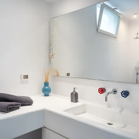 Luna Rossa Milos - Lavender Apartmán